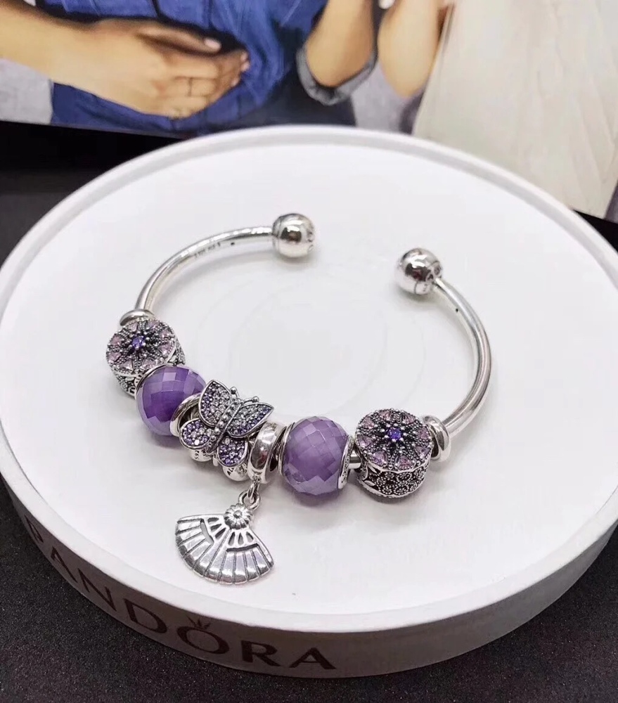 002 Pandora  bracelet