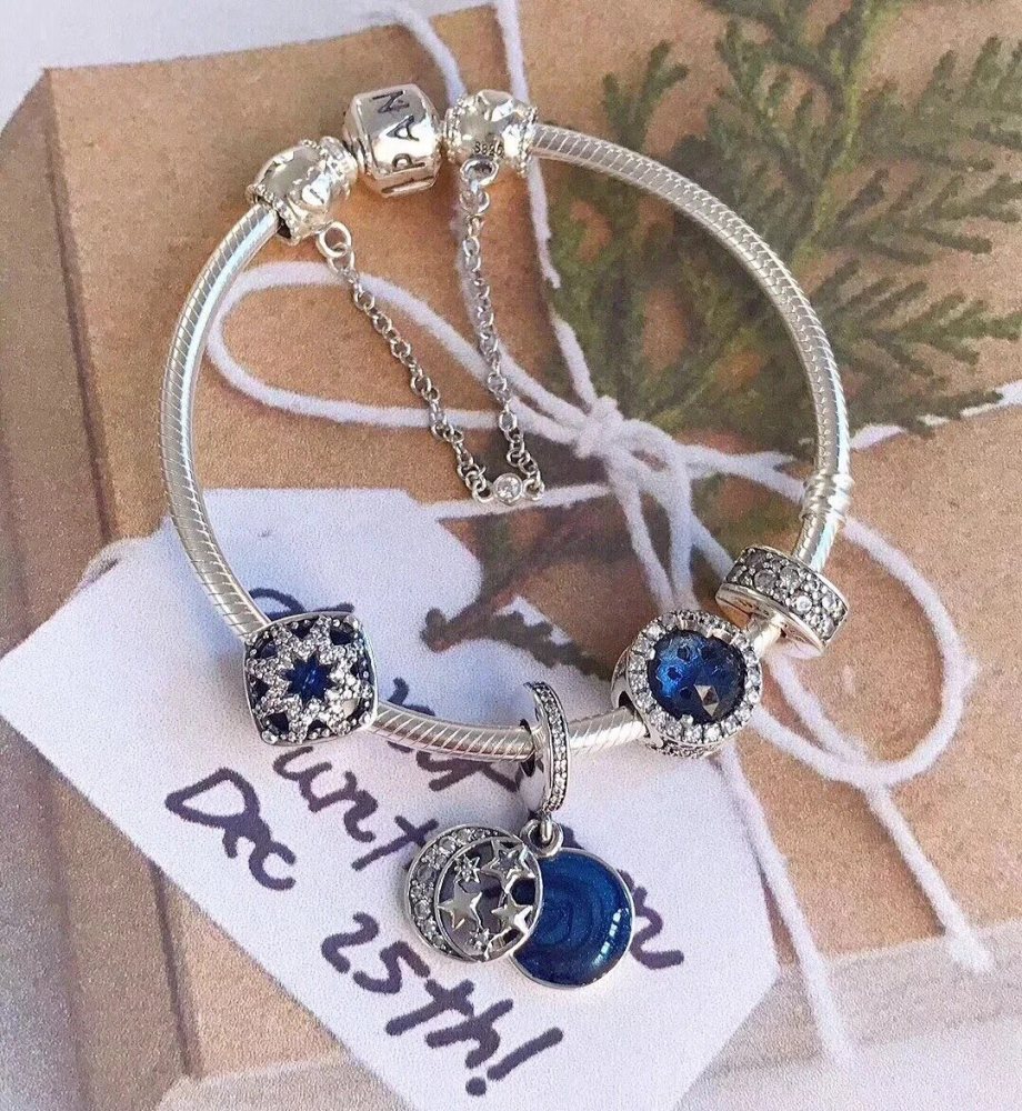 002 Pandora  bracelet