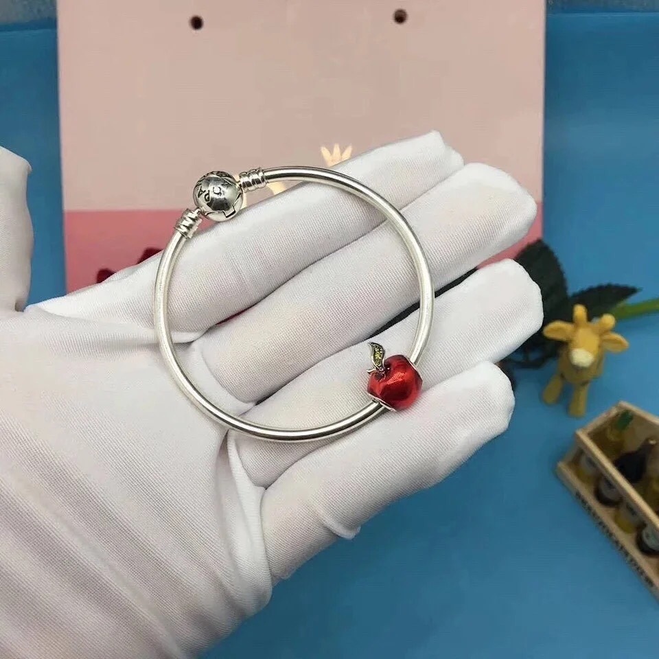002 Pandora  bracelet