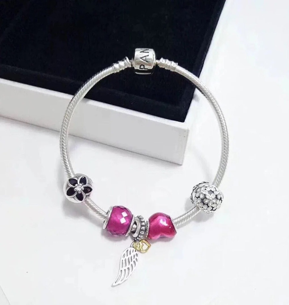 002 Pandora  bracelet