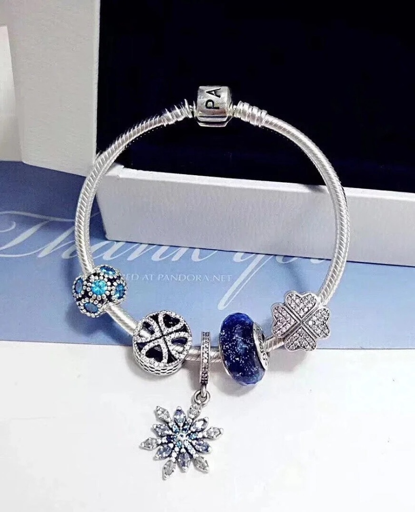 002 Pandora  bracelet
