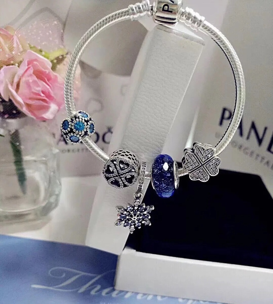 002 Pandora  bracelet