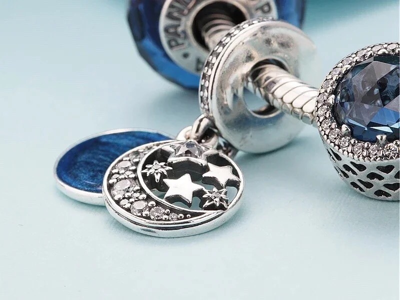 002 Pandora  bracelet