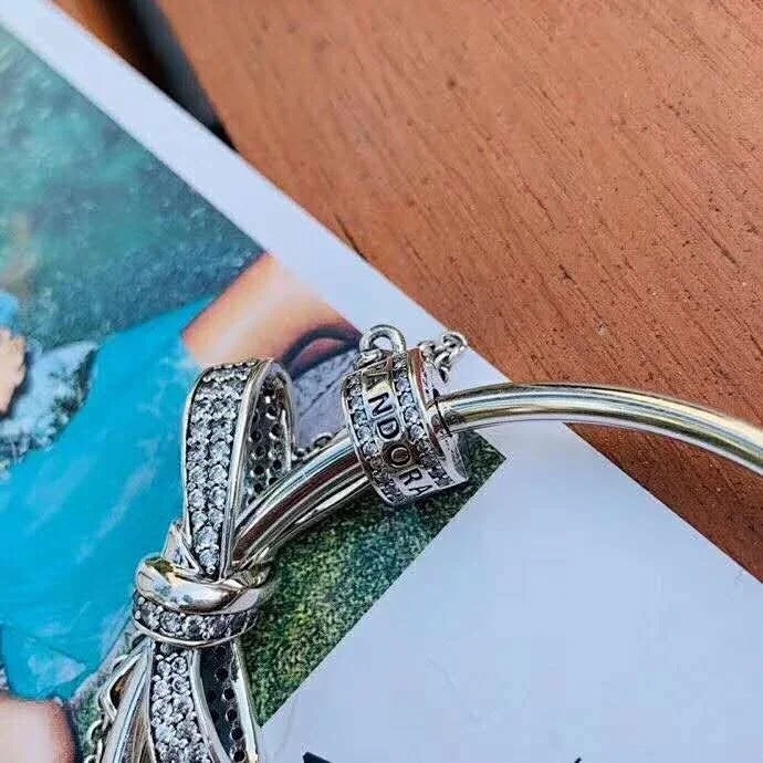 002 Pandora  bracelet