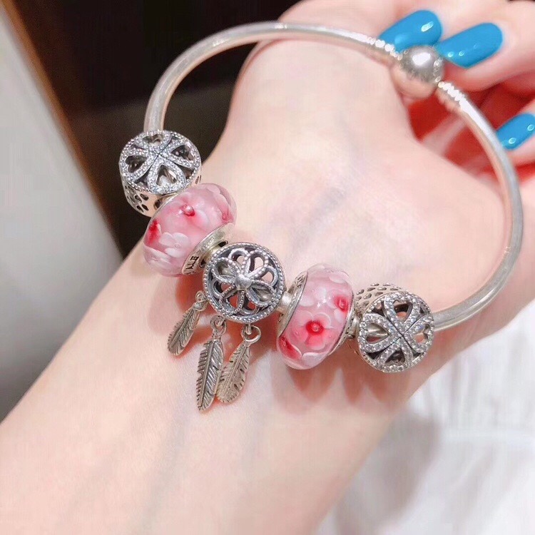 002 Pandora  bracelet