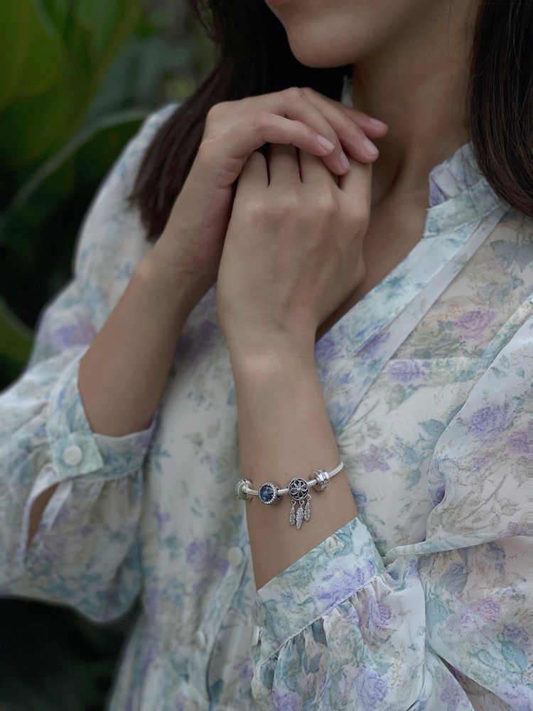 002 Pandora  bracelet