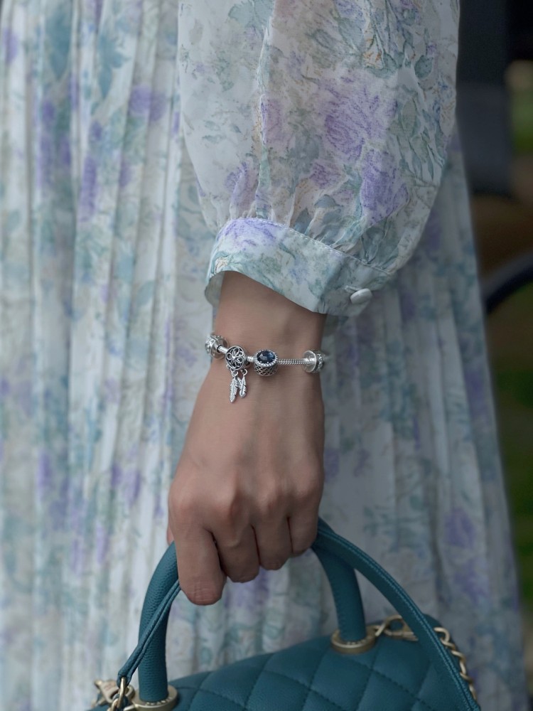 002 Pandora  bracelet