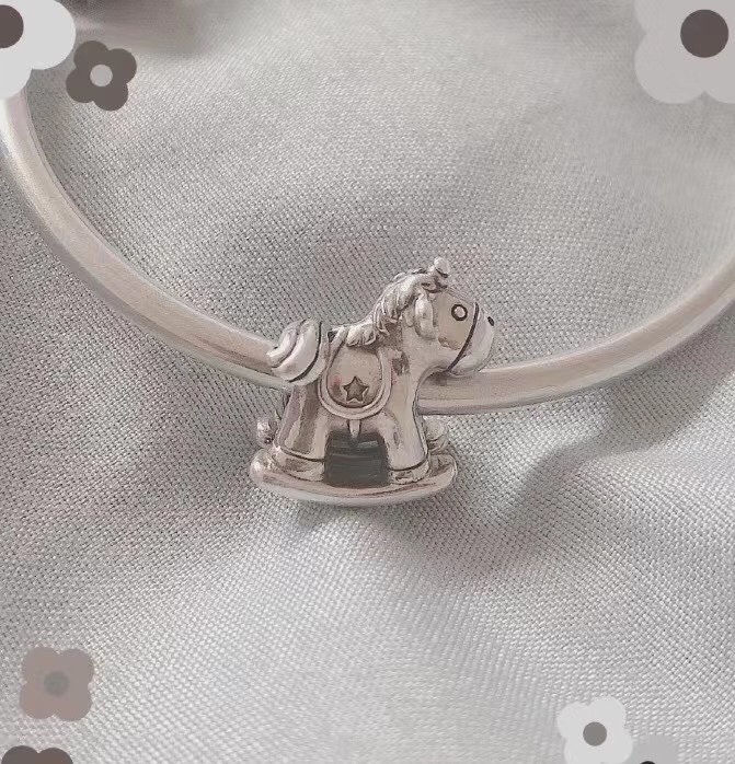 002 Pandora  bracelet