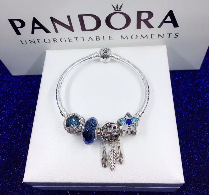 002 Pandora  bracelet