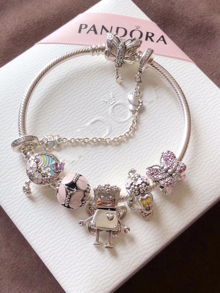 002 Pandora  bracelet
