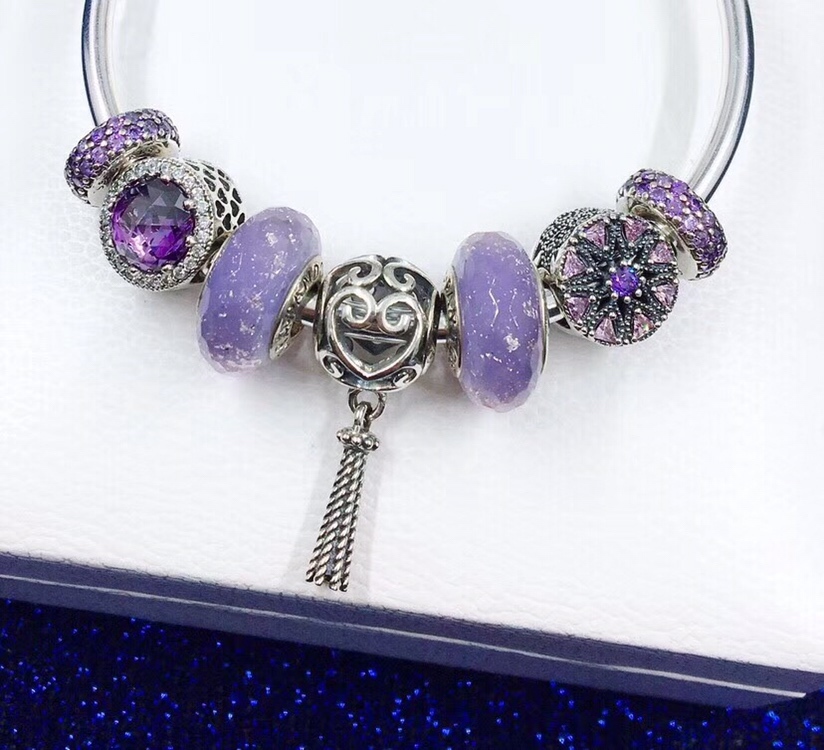 002 Pandora  bracelet