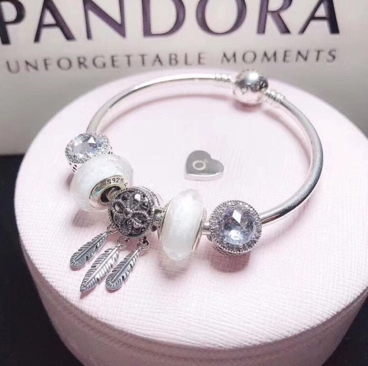 002 Pandora  bracelet