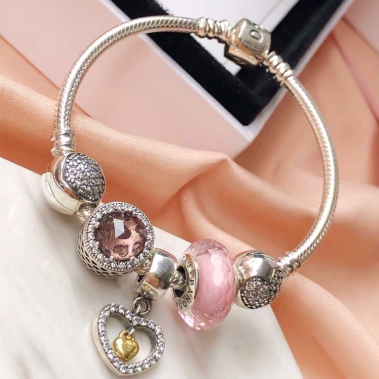 002 Pandora  bracelet
