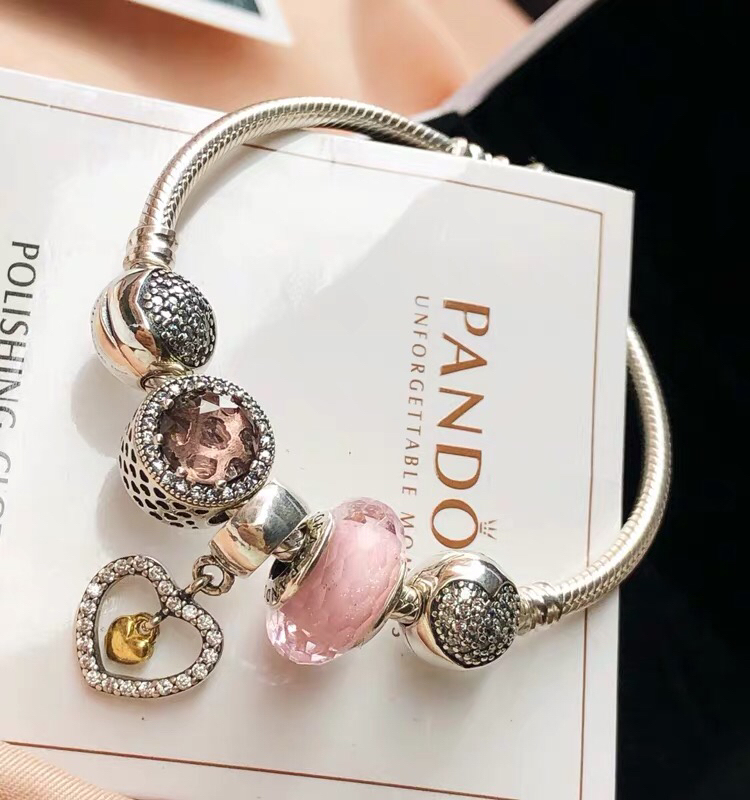 002 Pandora  bracelet