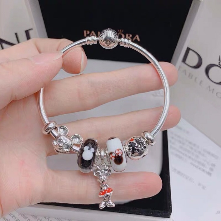 002 Pandora  bracelet