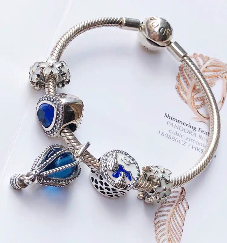002 Pandora  bracelet