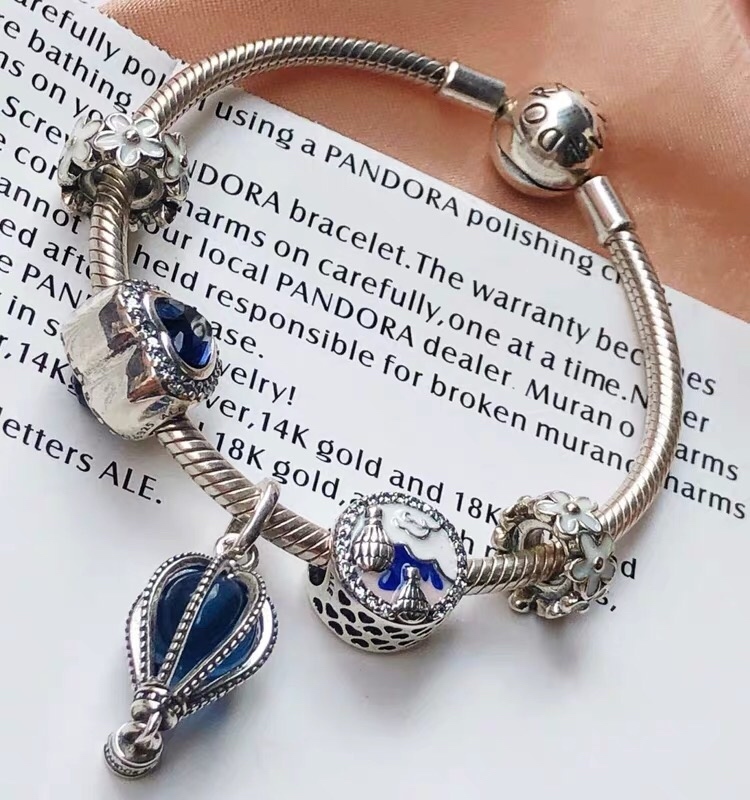 002 Pandora  bracelet
