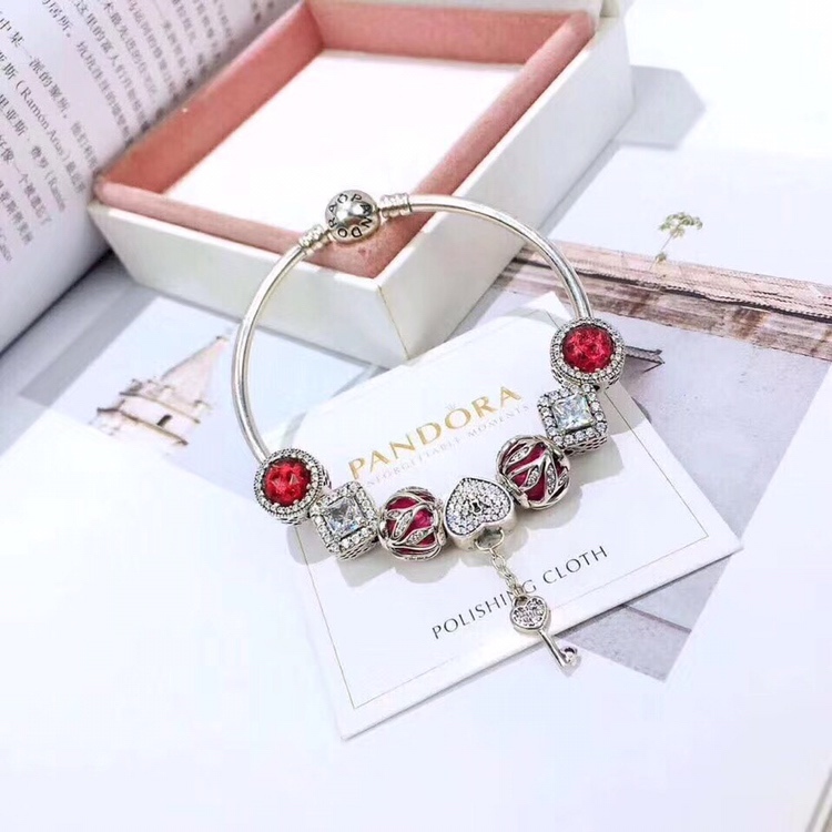 002 Pandora  bracelet
