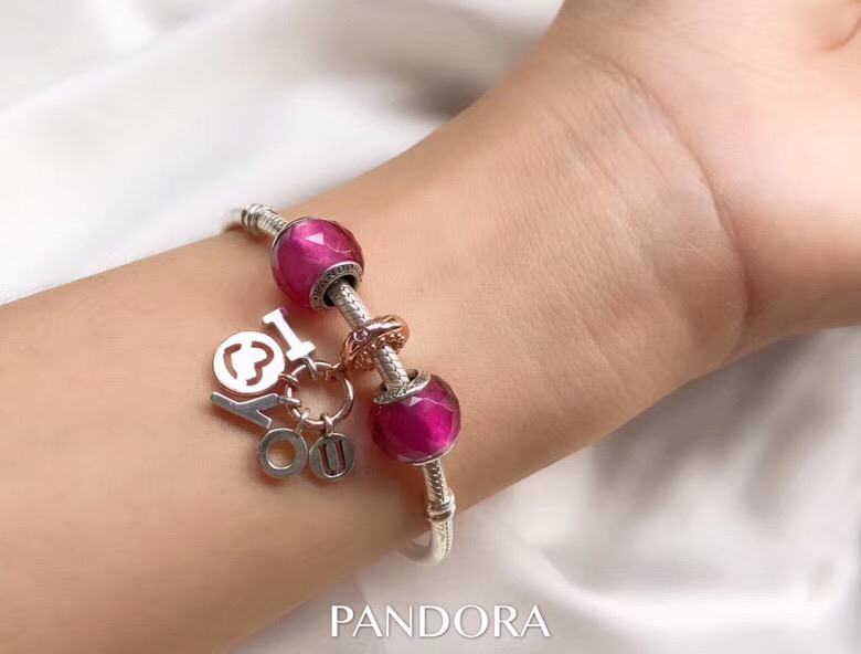 002 Pandora  bracelet