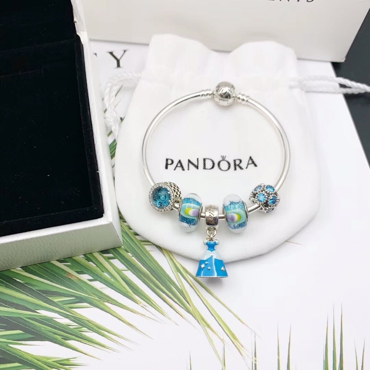 002 Pandora  bracelet
