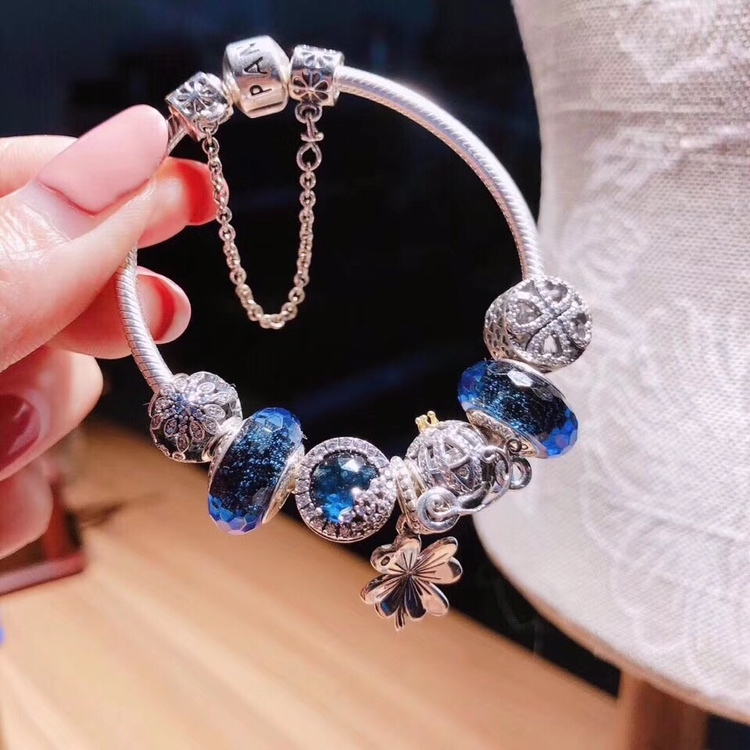 002 Pandora  bracelet