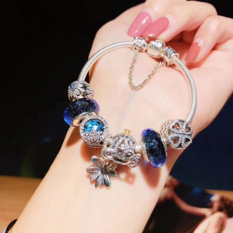 002 Pandora  bracelet