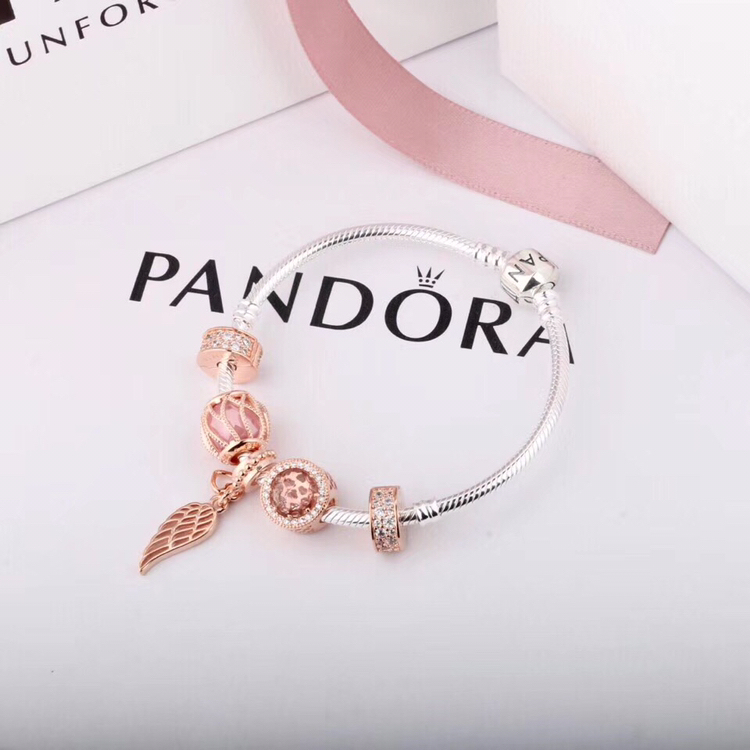 002 Pandora  bracelet