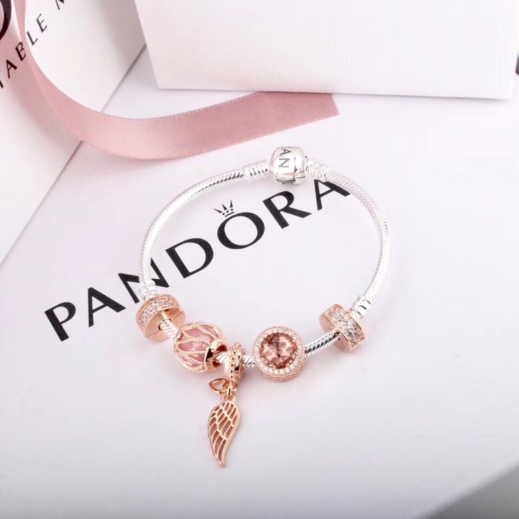 002 Pandora  bracelet
