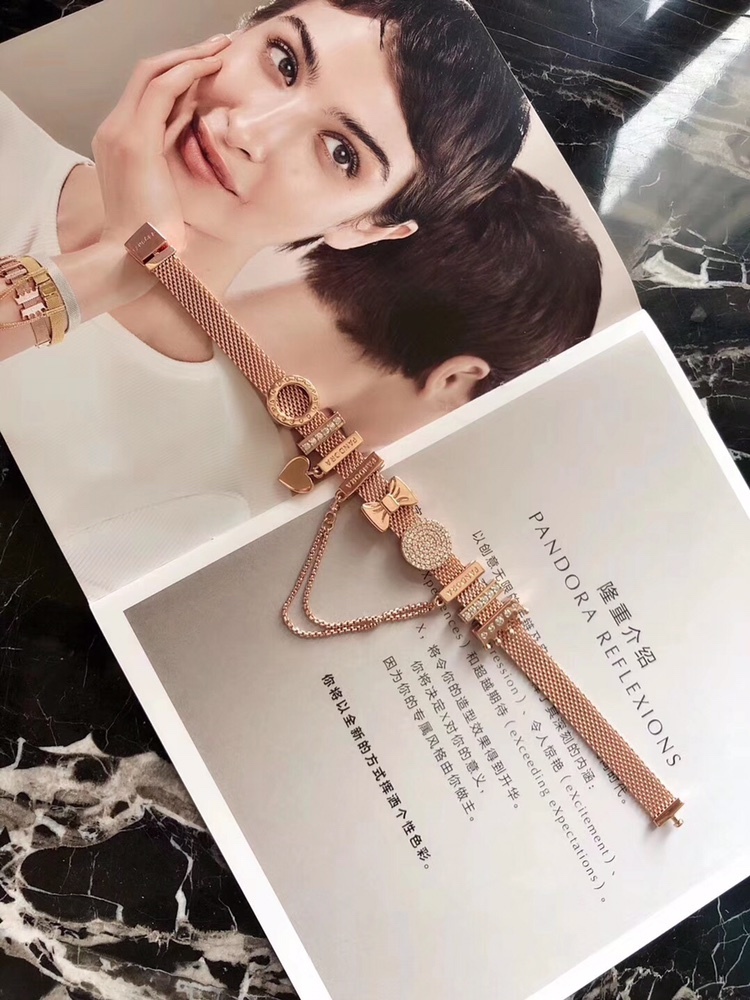 002 Pandora  bracelet