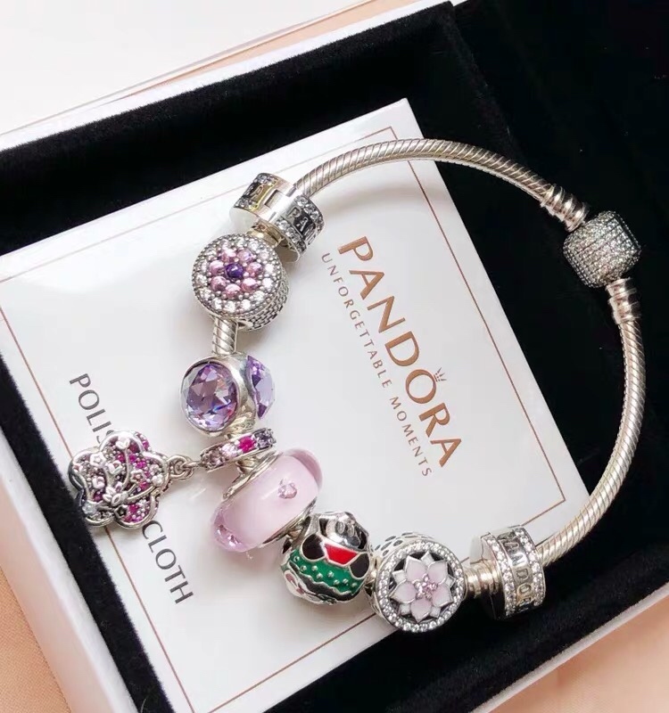 002 Pandora  bracelet