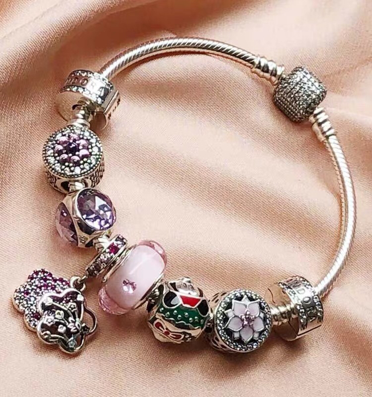 002 Pandora  bracelet