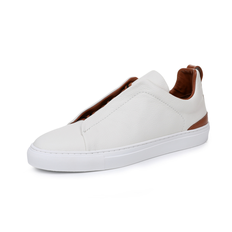 casual shoes