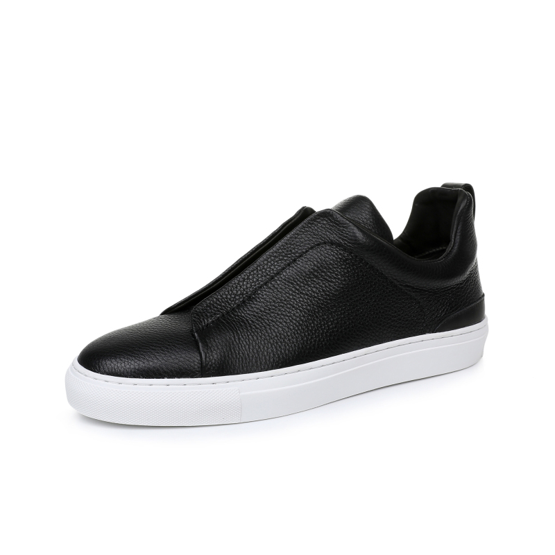 casual shoes