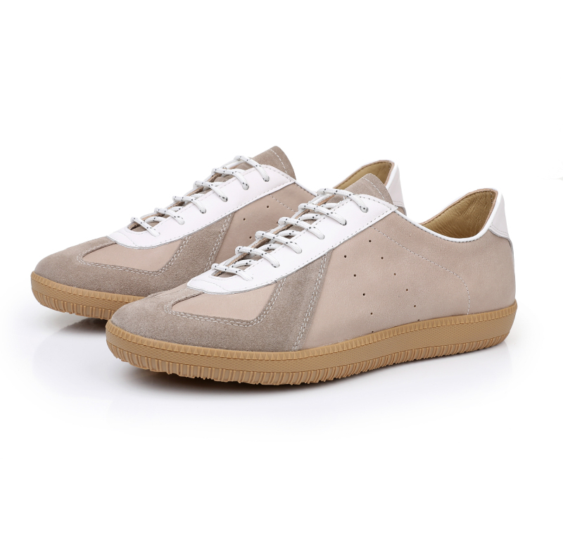 Casual shoes
