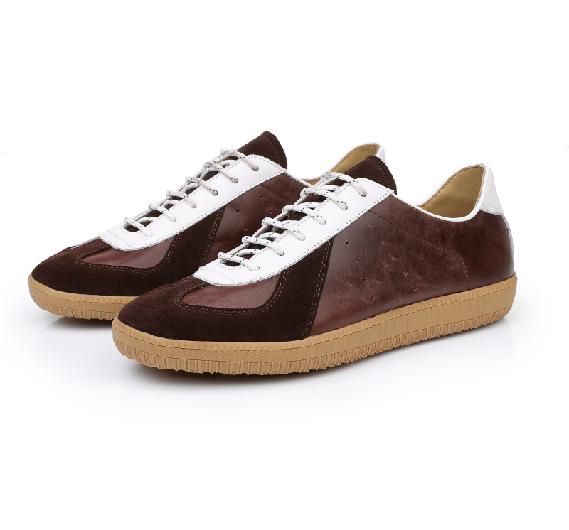 Casual shoes