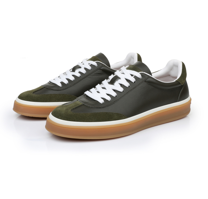 Casual shoes