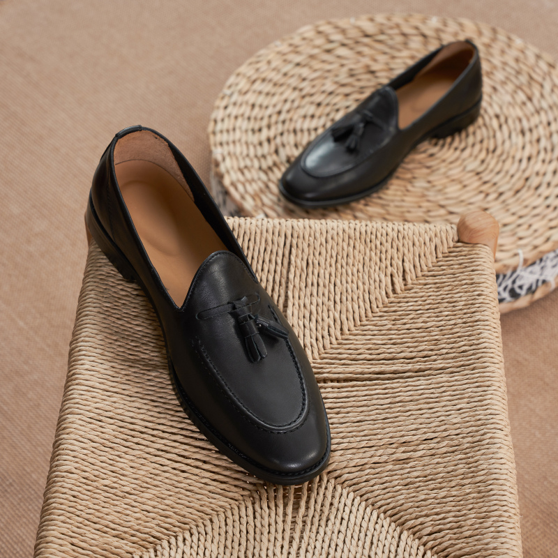 Classic Tassel Pendant Loafer