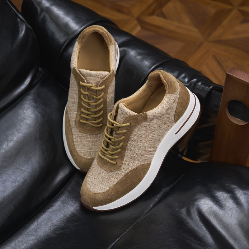 Casual shoes