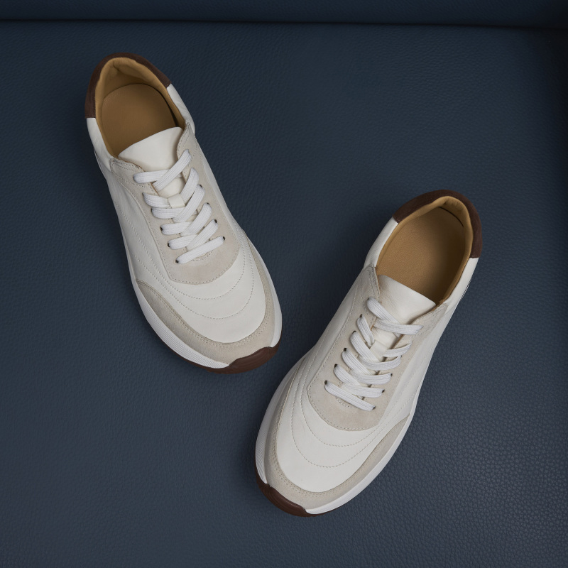 Casual shoes
