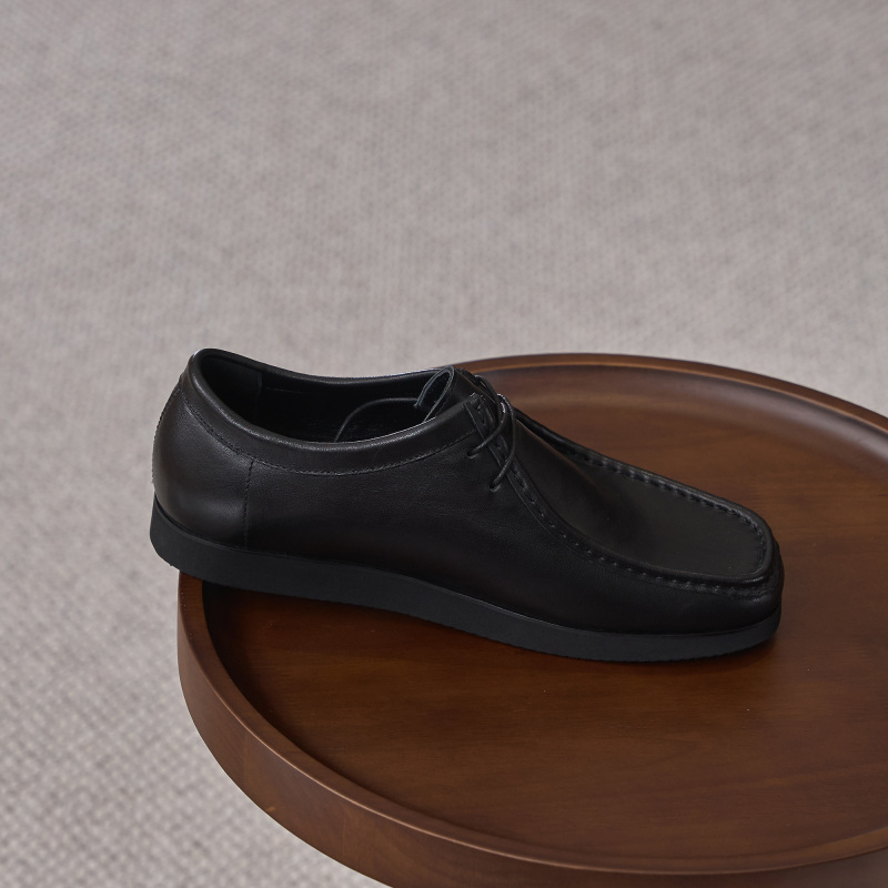Casual shoes