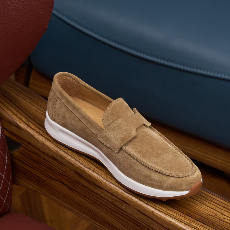 Casual shoes