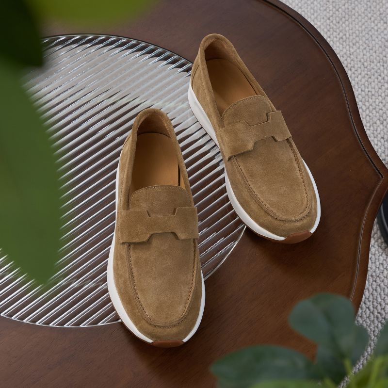 Casual shoes