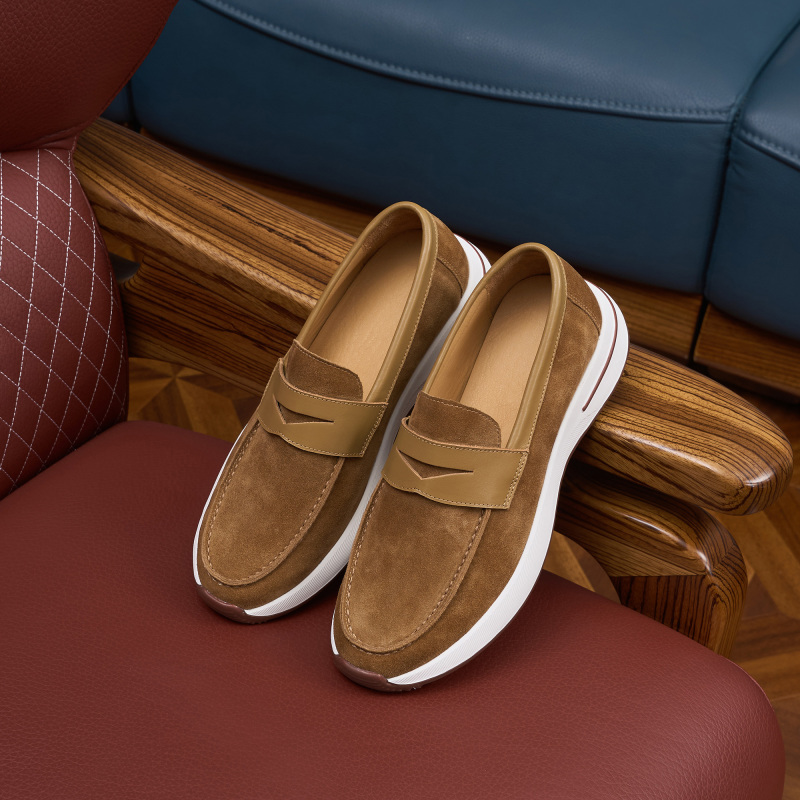Casual shoes