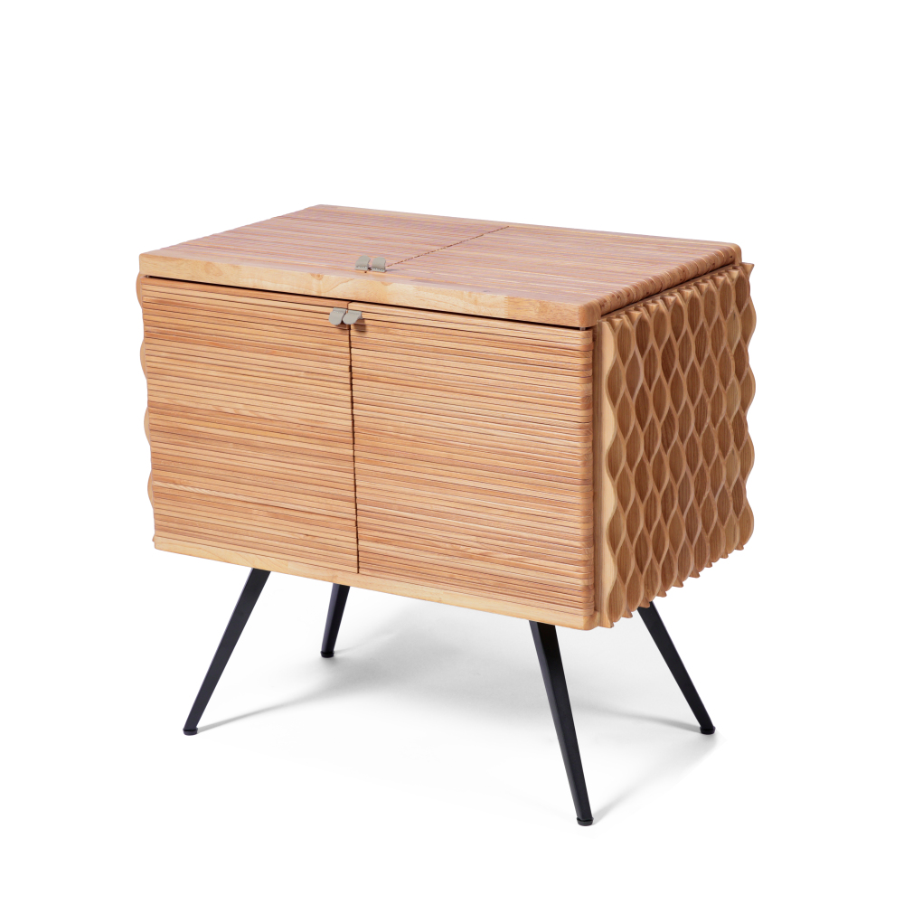 Colbert 波浪地櫃