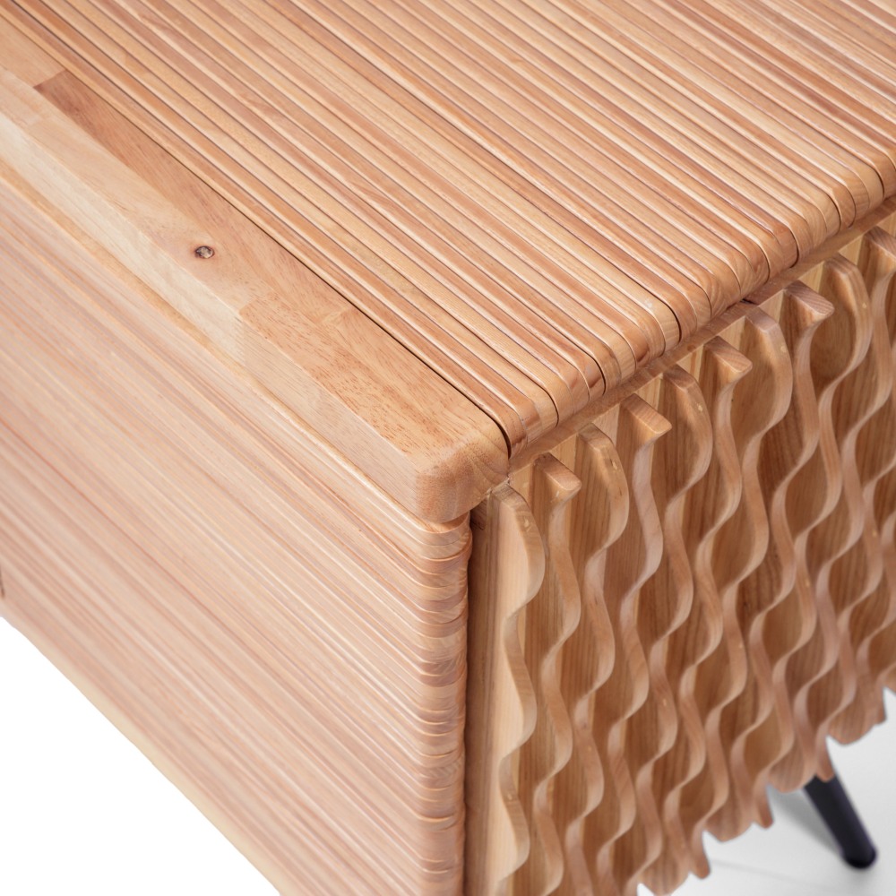 Colbert 波浪地櫃