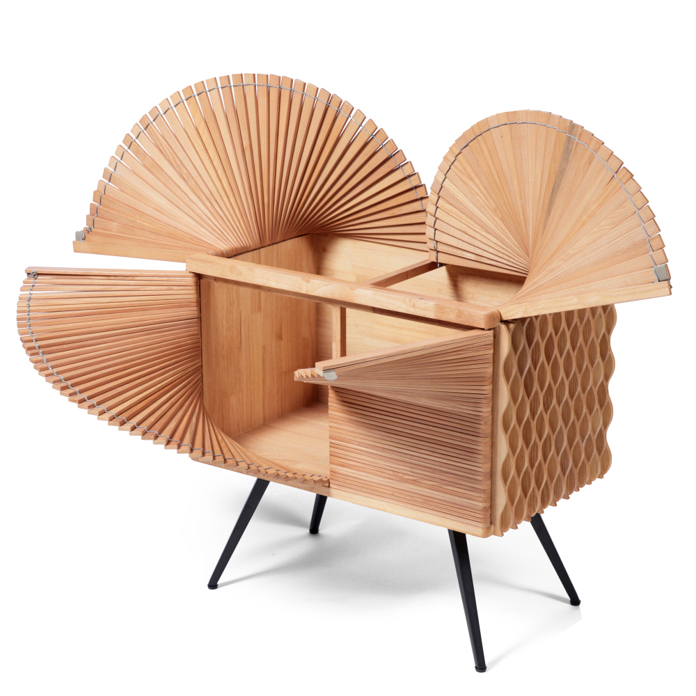 Colbert 波浪地櫃