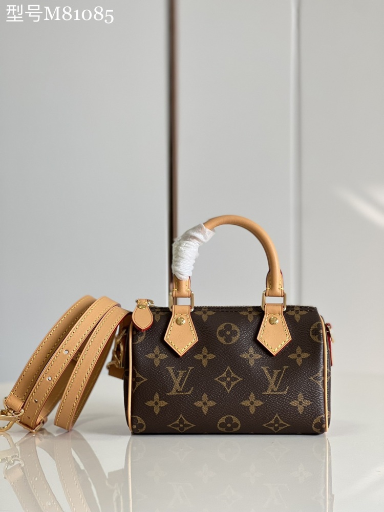 LV M81085 Nano Speedy handbag, made of classic Monogram canvas, exudes an ultimate feminine charm with exquisite and lightweight stitching