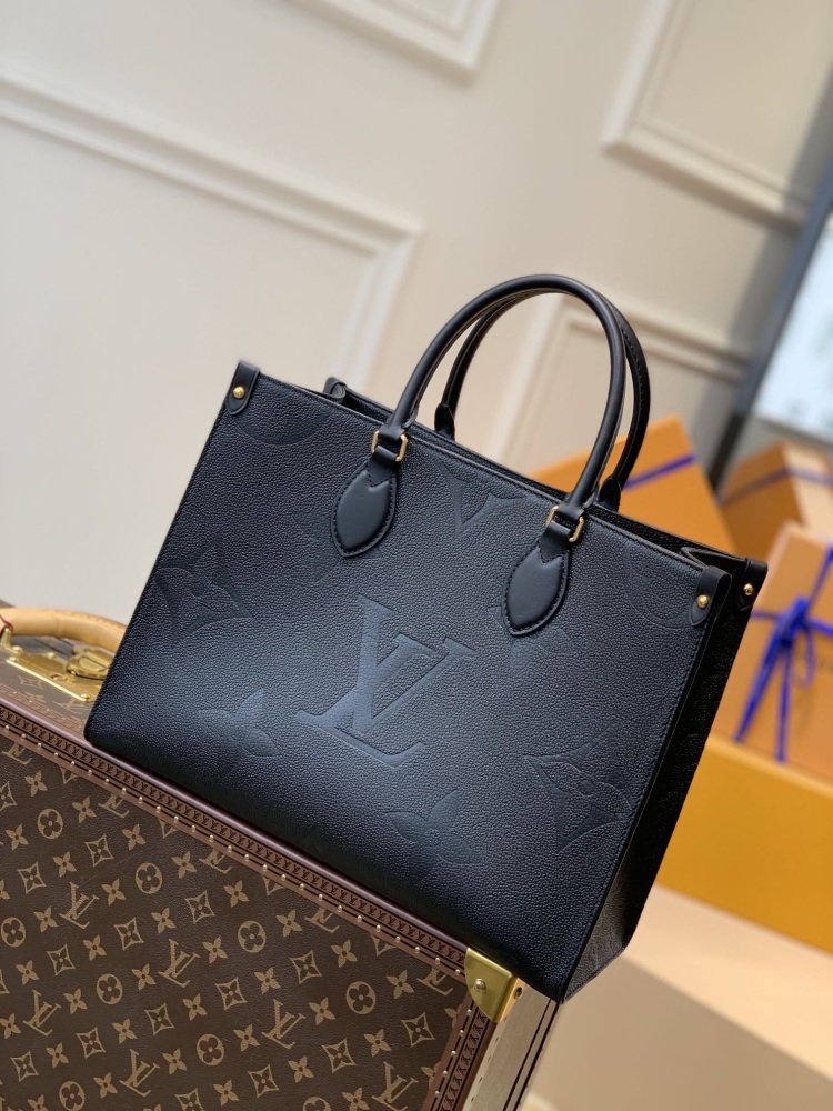 LV M45595 black full leather medium-sized Onthego handbag for work, shopping or weekend travel, pick it up and set off immediately