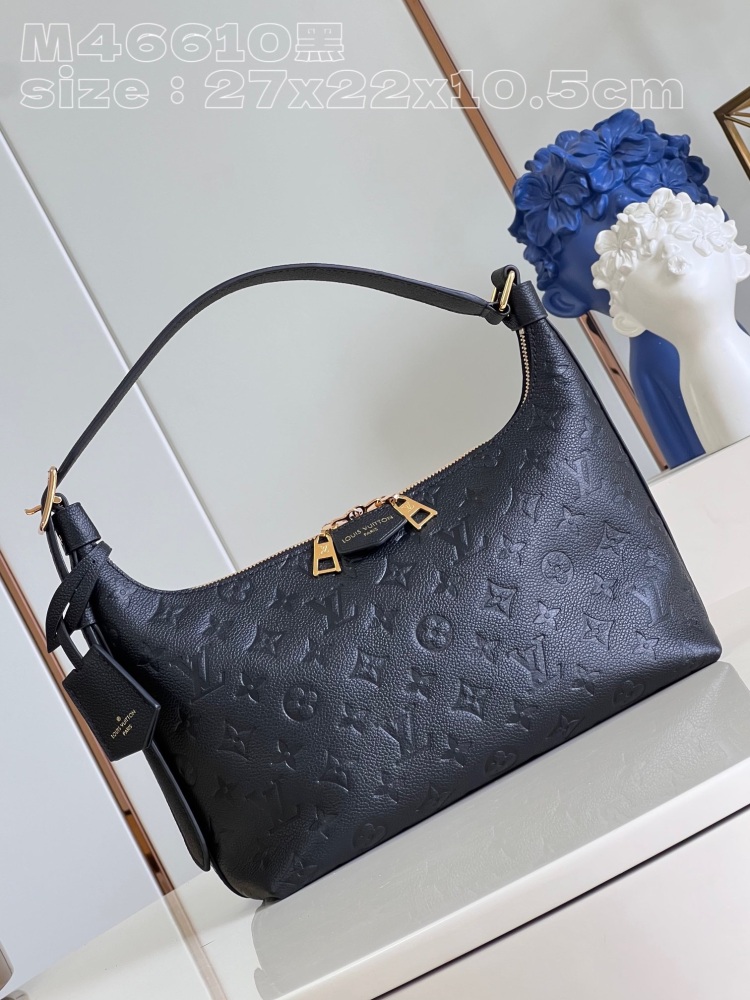 The LV M46610 black embossed handbag features soft Monogram Empreinte embossed leather to create a curved contour, paying tribute to the brand's collection design with retro style and exquisite details