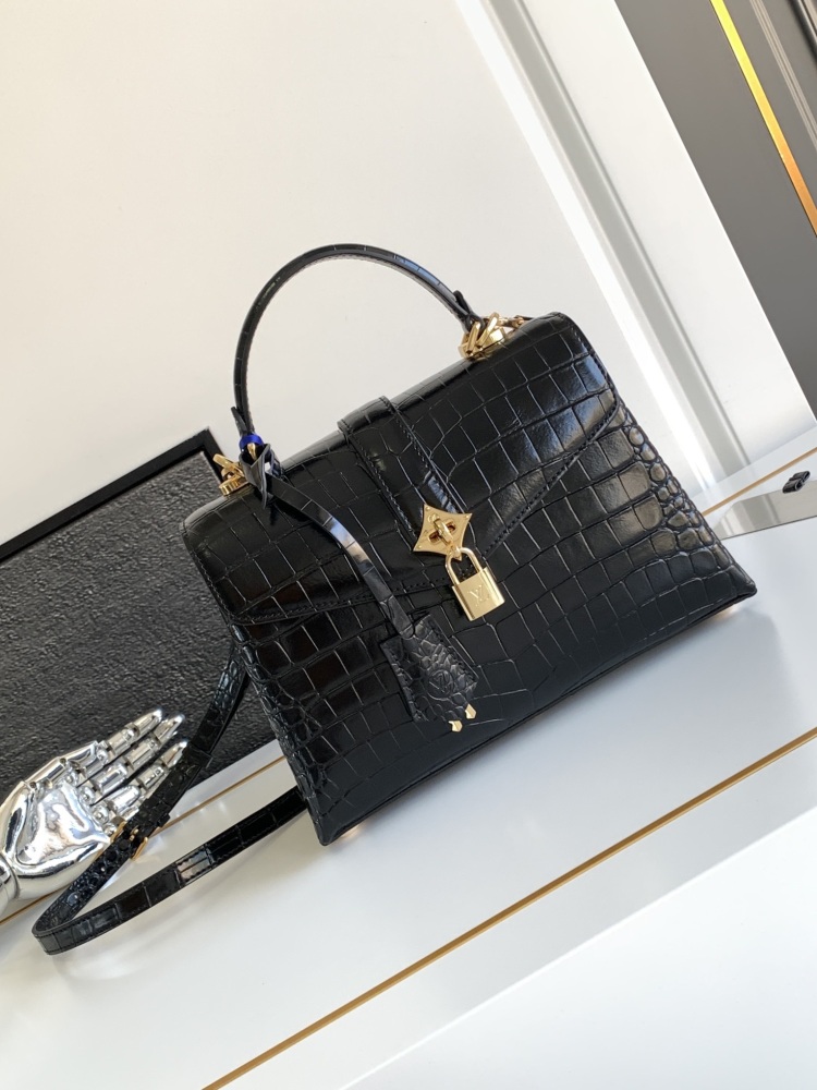 LV M84714 black leather dynamic chip showcases fashion and elegance
